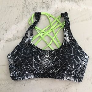 Queennieke yoga sports bra